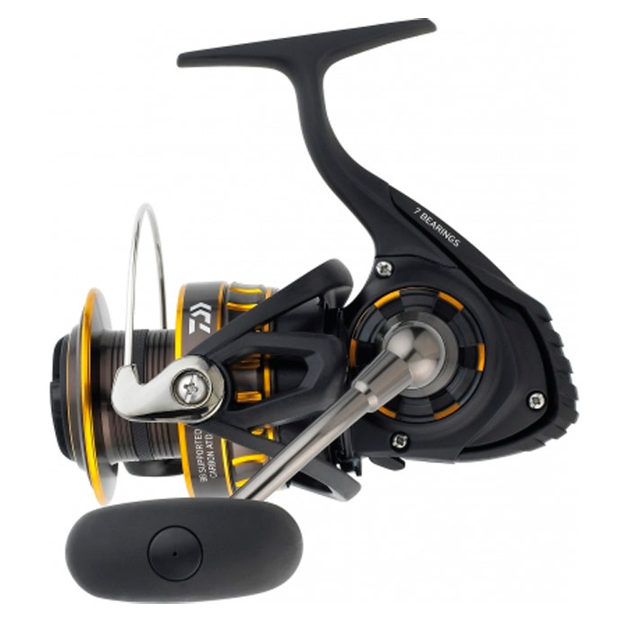 Carrete DAIWA BLACK GOLD 2500